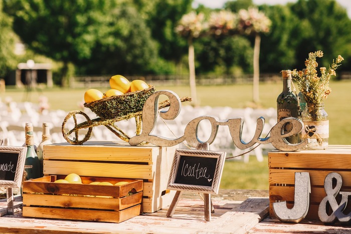 Comment instaurer une décoration champêtre mariage ?